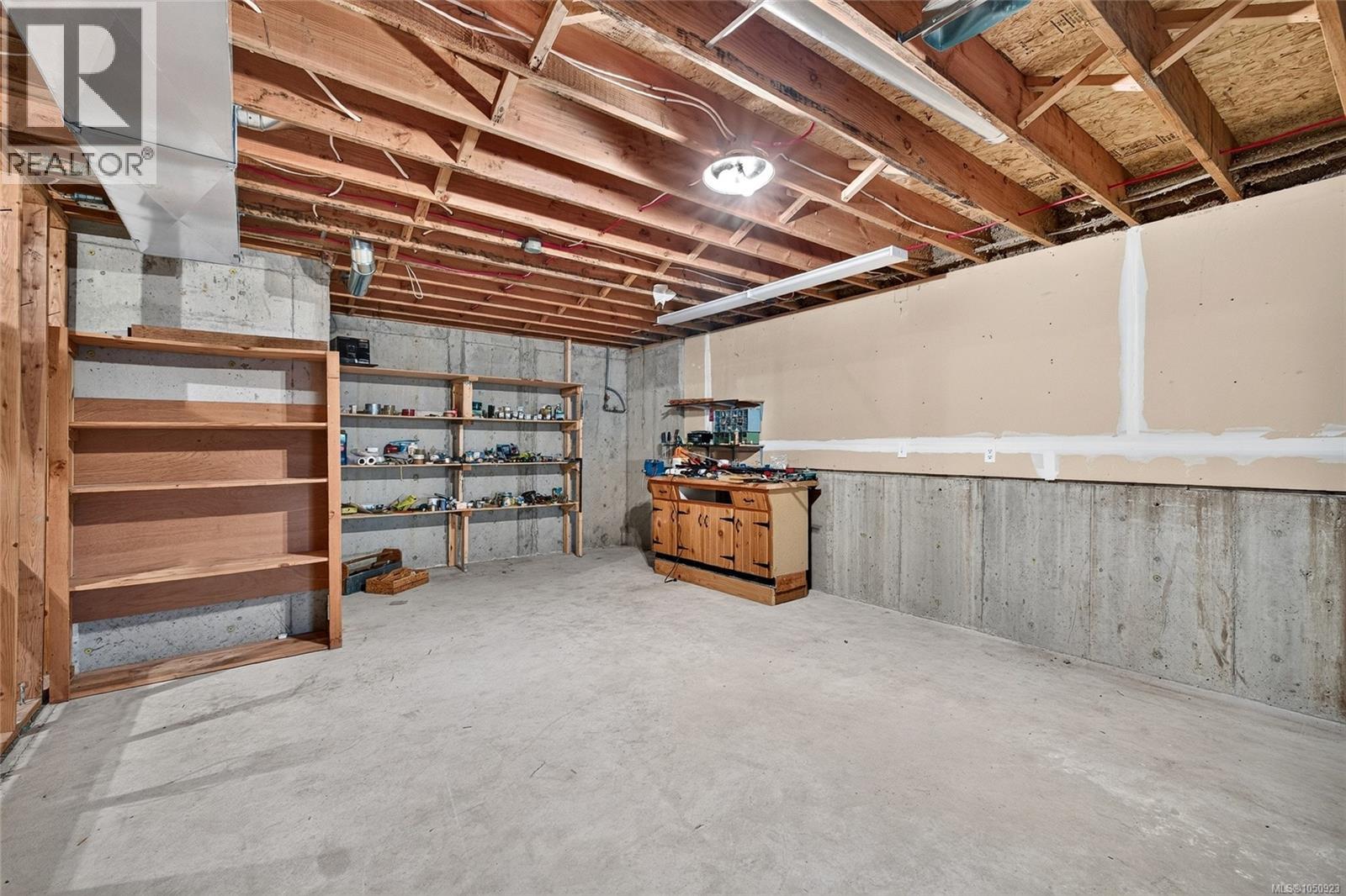 #23 4360 Emily Carr Dr - Image 38