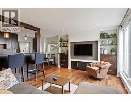 301, 312 Cedar Crescent SW - photo 3