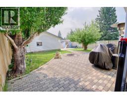 32 Lemoyne Crescent W - photo 18
