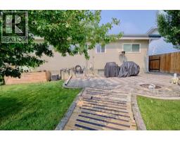 32 Lemoyne Crescent W - photo 19