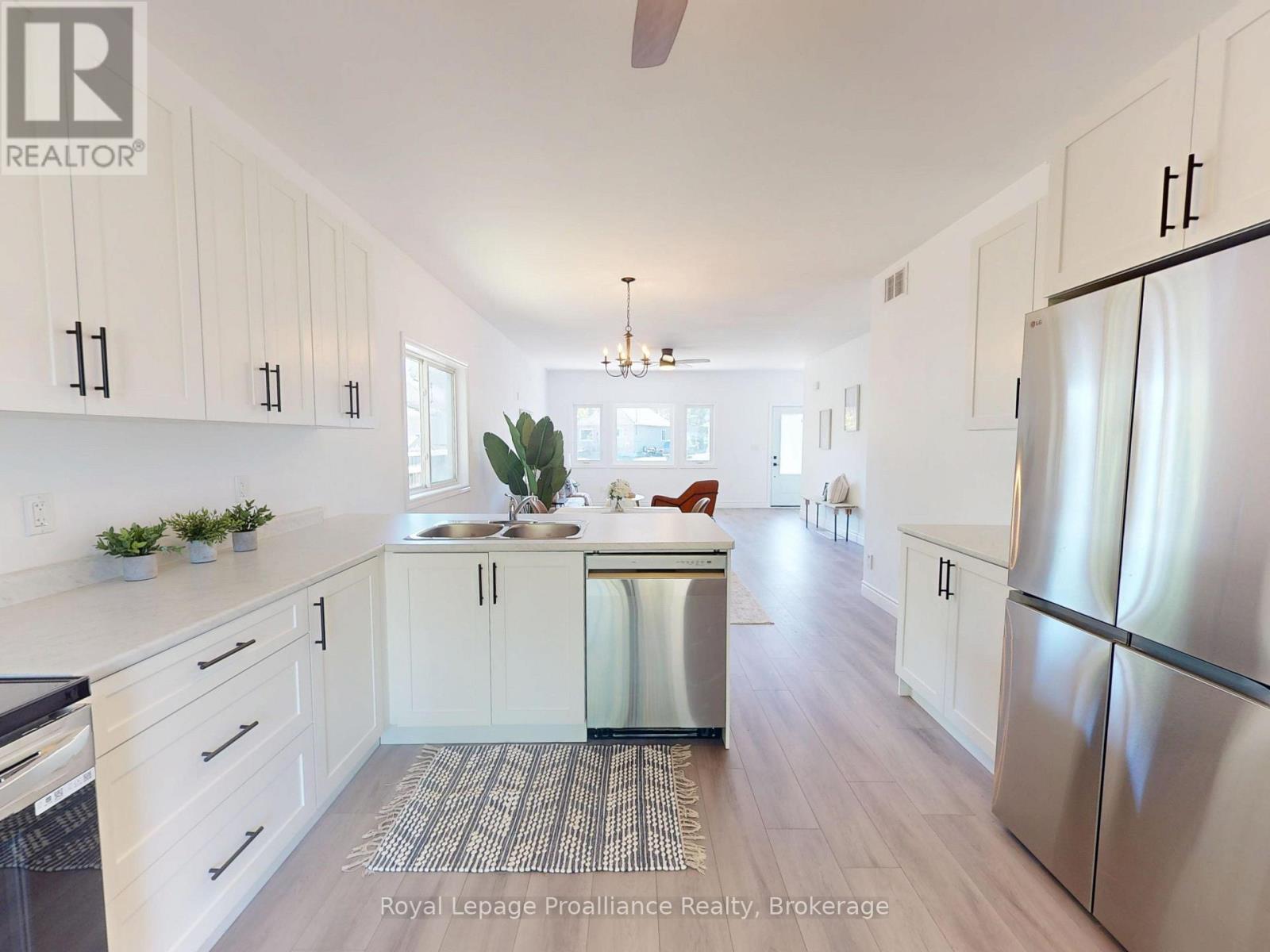 85 PURDY STREET - 10