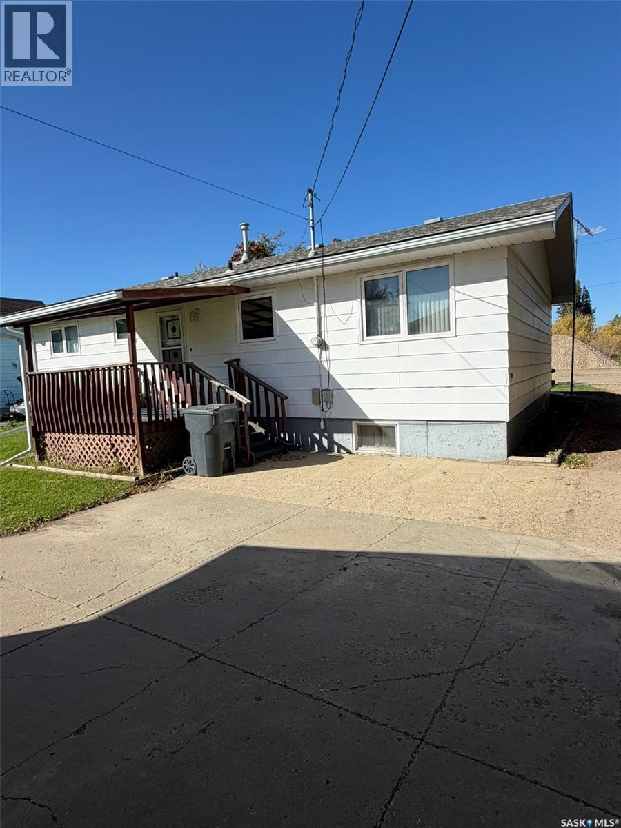 141 Railway AVENUE, Norquay — photo 4