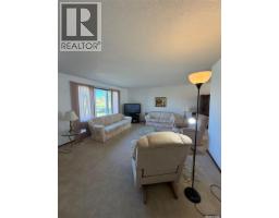 141 Railway Avenue, Norquay, SK S0A2V0 Photo 16