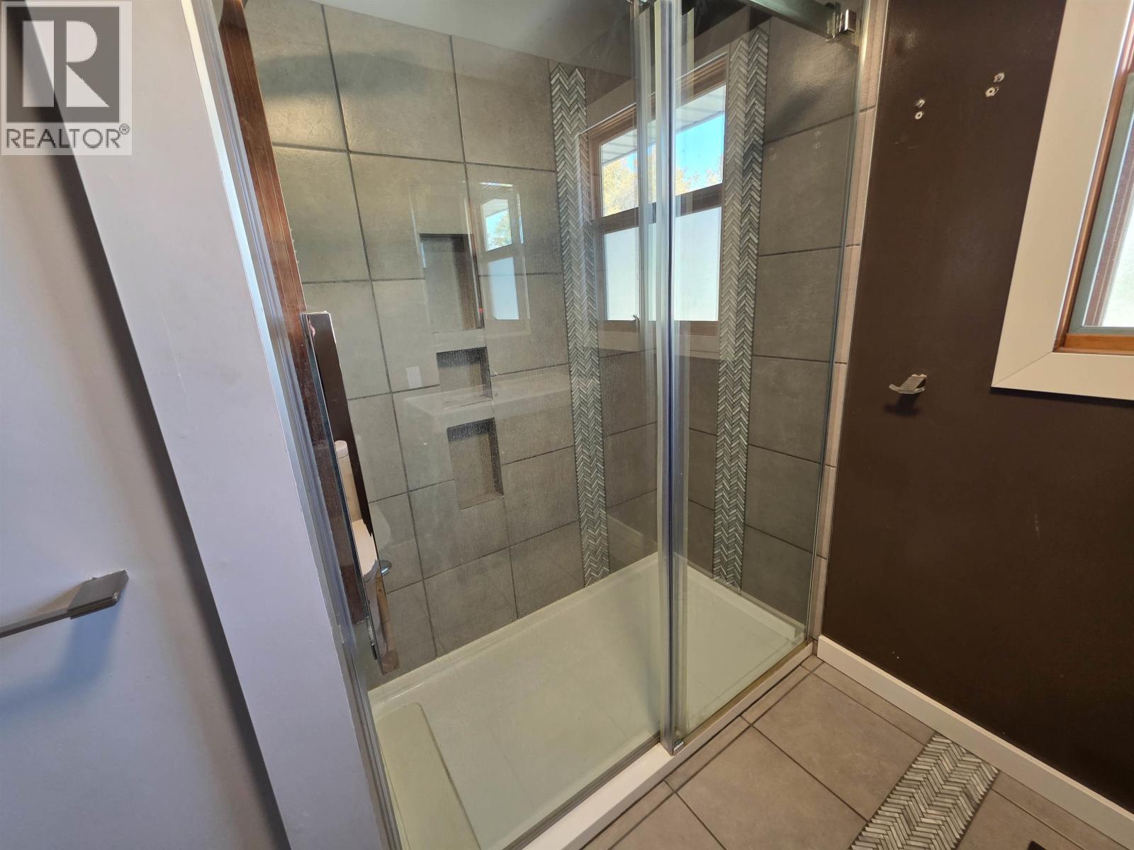6678 N 97 HIGHWAY - 11