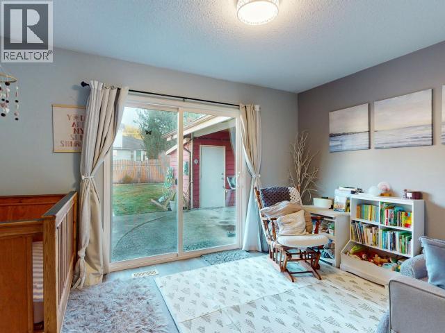 4678 ONTARIO AVE - 7