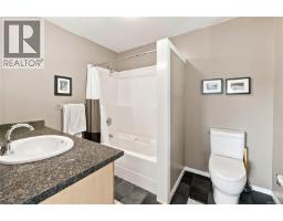 2148 Dick Ave, Nanaimo, BC V9X1R6 Photo 13