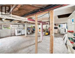 2148 Dick Ave, Nanaimo, BC V9X1R6 Photo 15