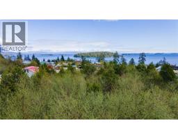 1138 Fifth Ave, Ucluelet, BC V0R3A0 Photo 6