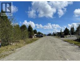 1138 Fifth Ave, Ucluelet, BC V0R3A0 Photo 8