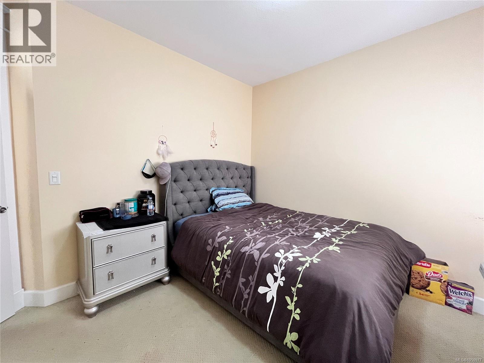 6632 Kestrel Cres - Image 10