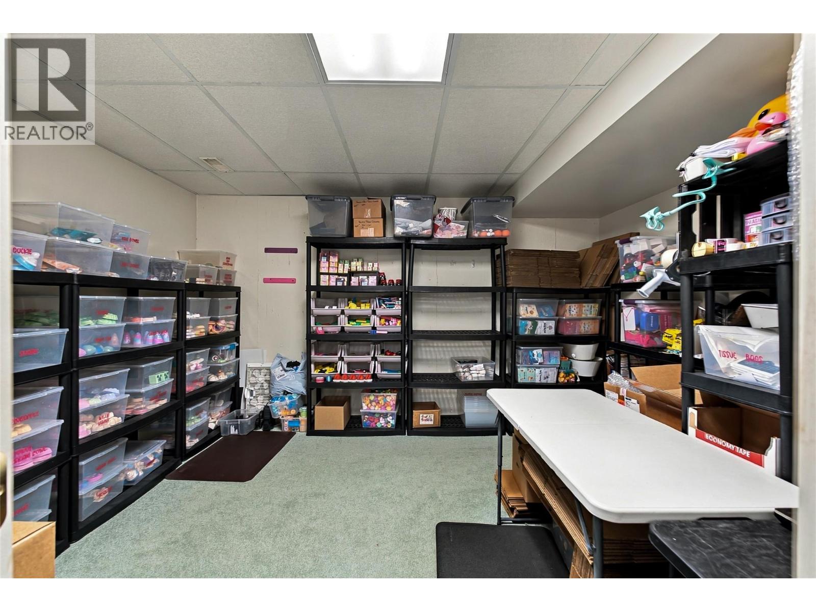 32 1874 Parkview Crescent, Kelowna