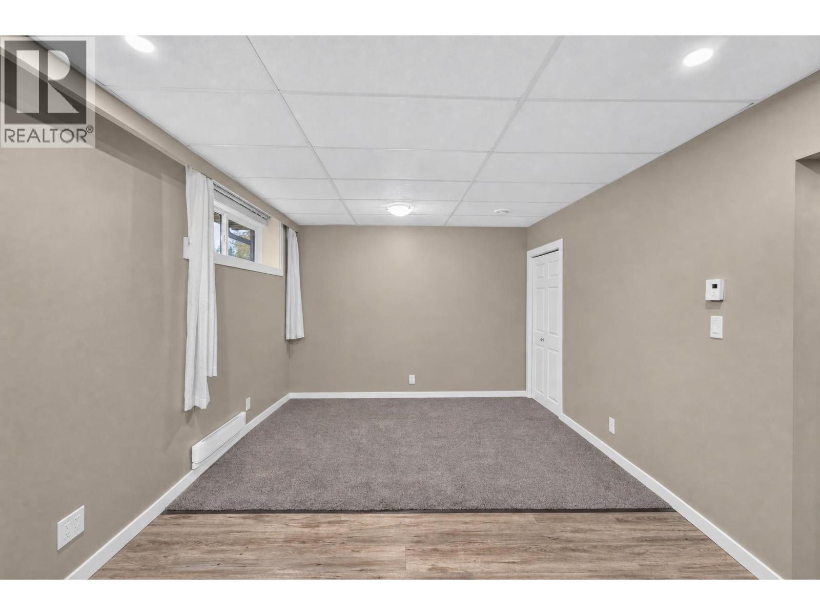 163 PARKER DRIVE - Image 26