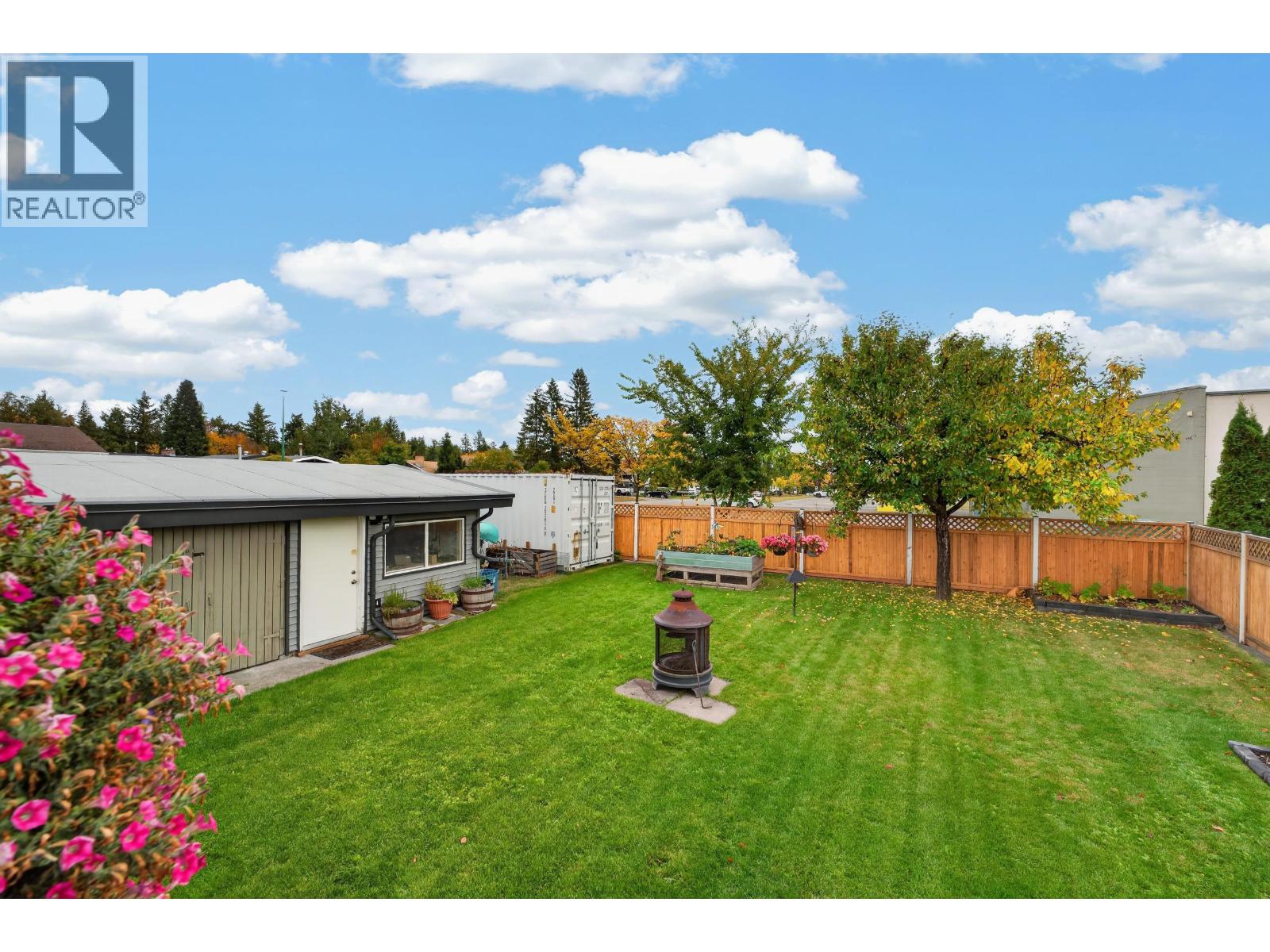 163 PARKER DRIVE - Image 32