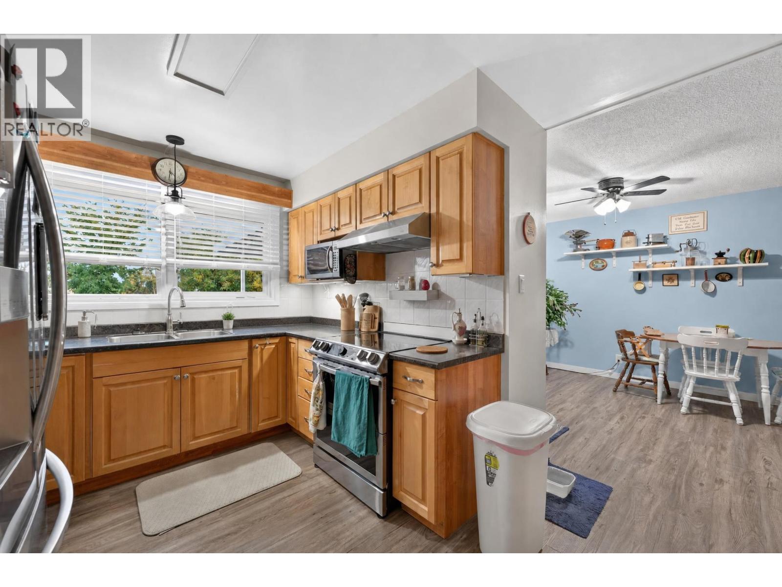163 PARKER DRIVE - 6