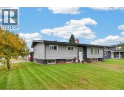 Living room of 163 PARKER DRIVE · Prince George, BC