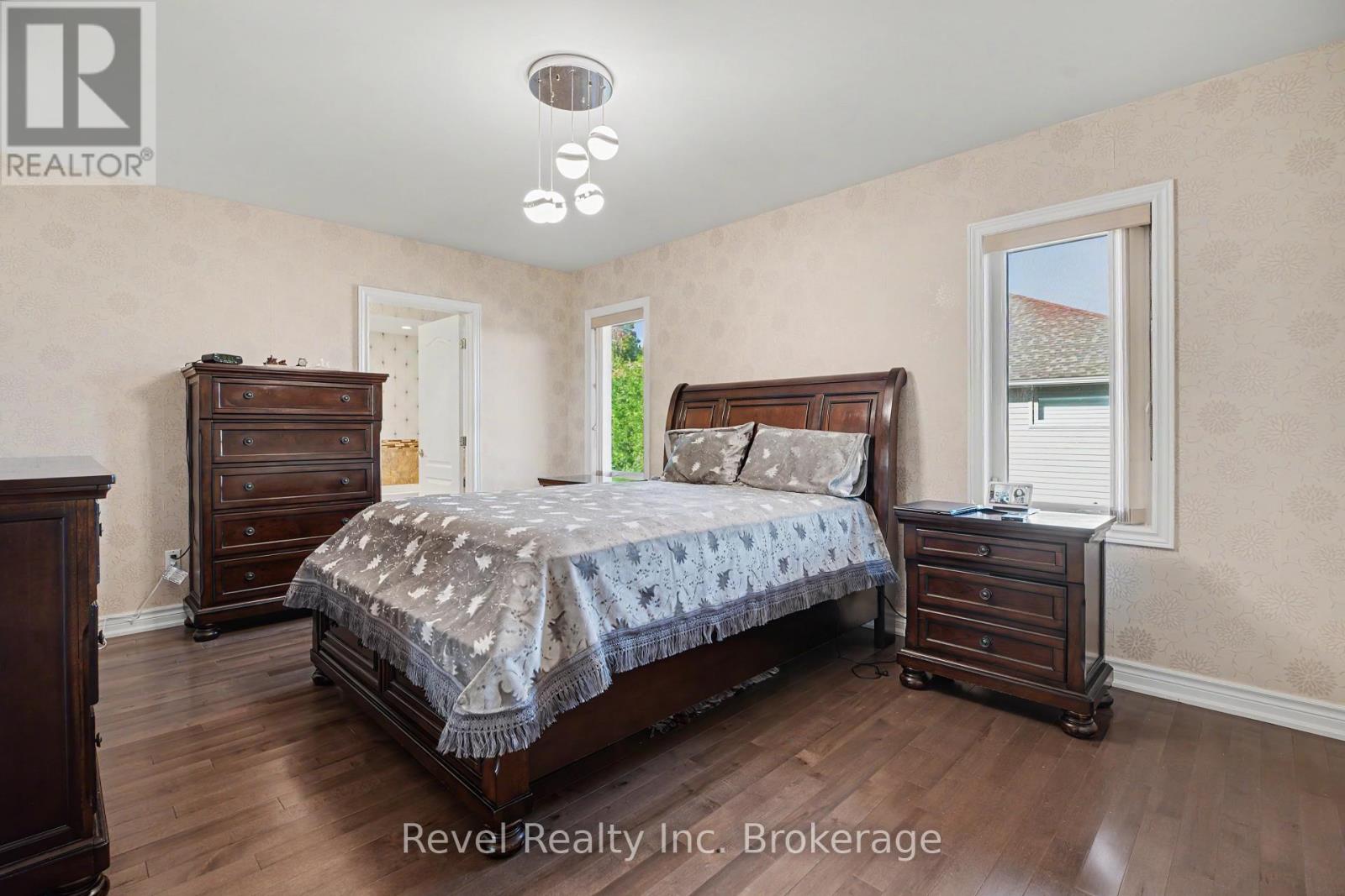 5 SUGARBUSH STREET - Image 19