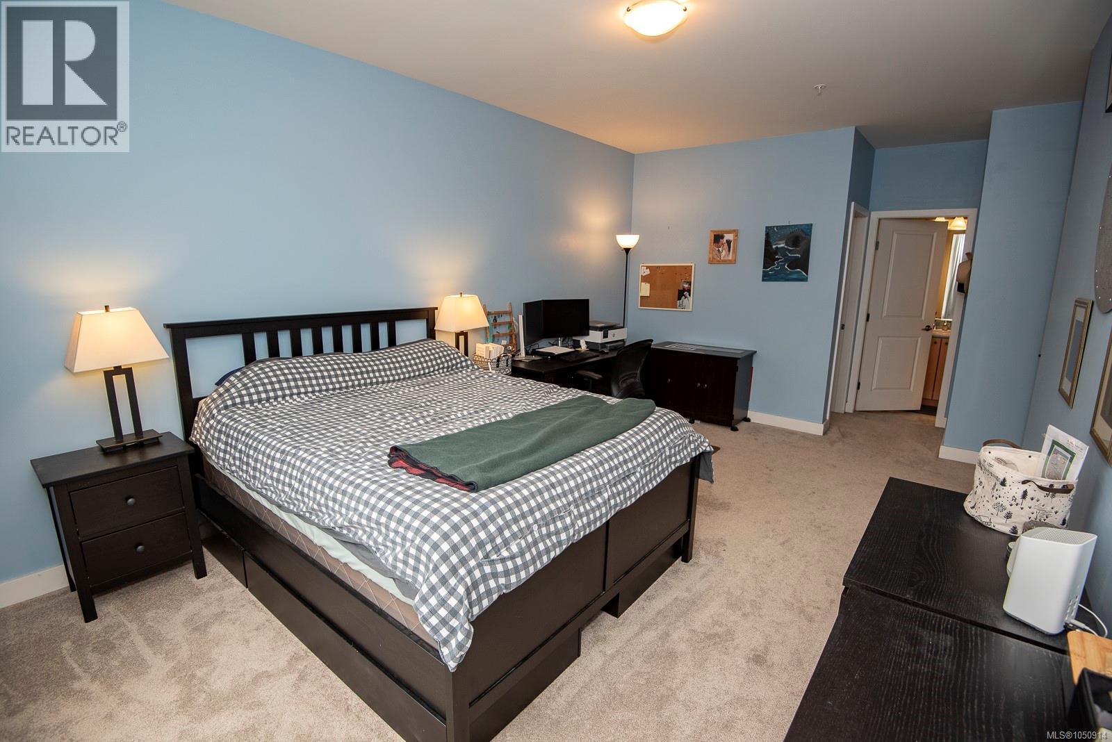 #302D 1115 Craigflower Rd - 22