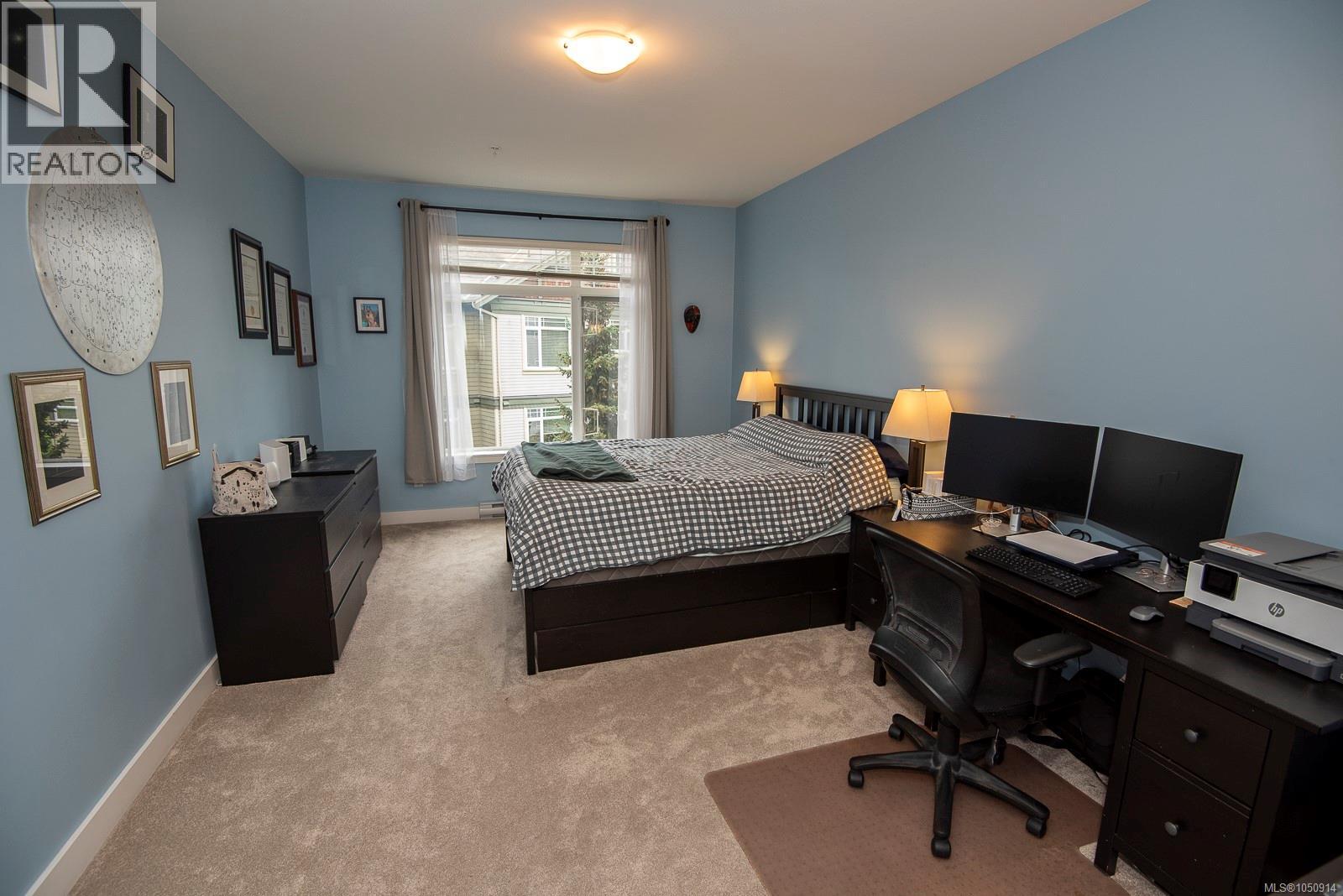 #302D 1115 Craigflower Rd - 23
