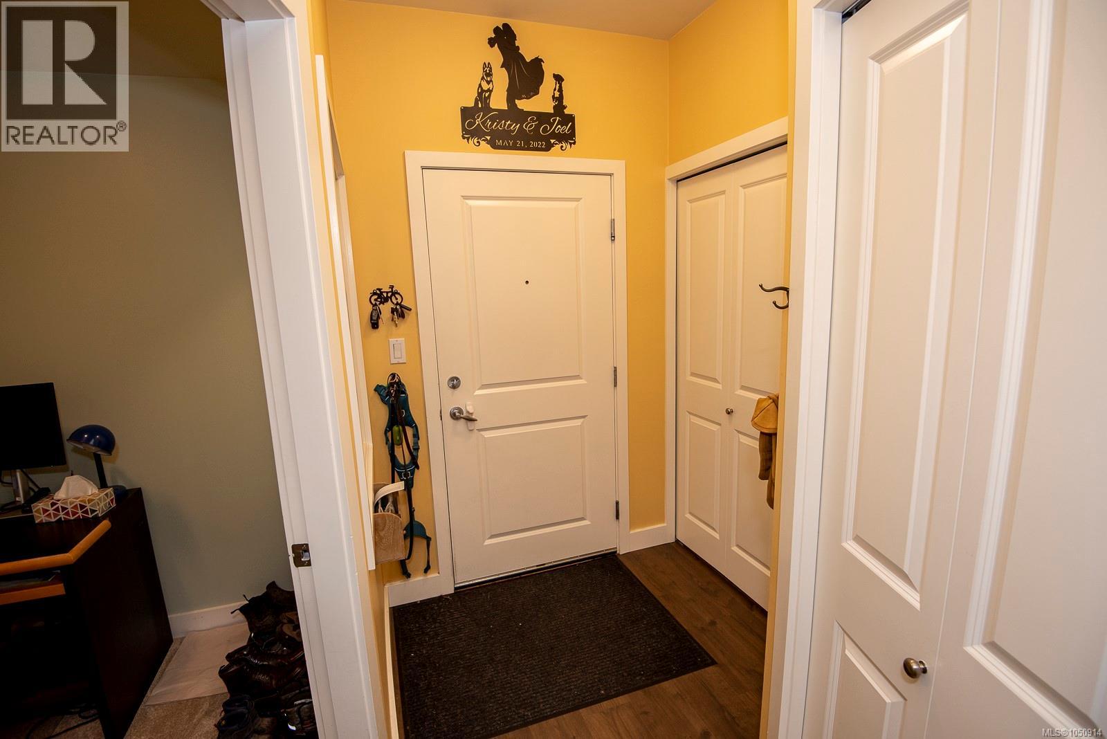 #302D 1115 Craigflower Rd - 30