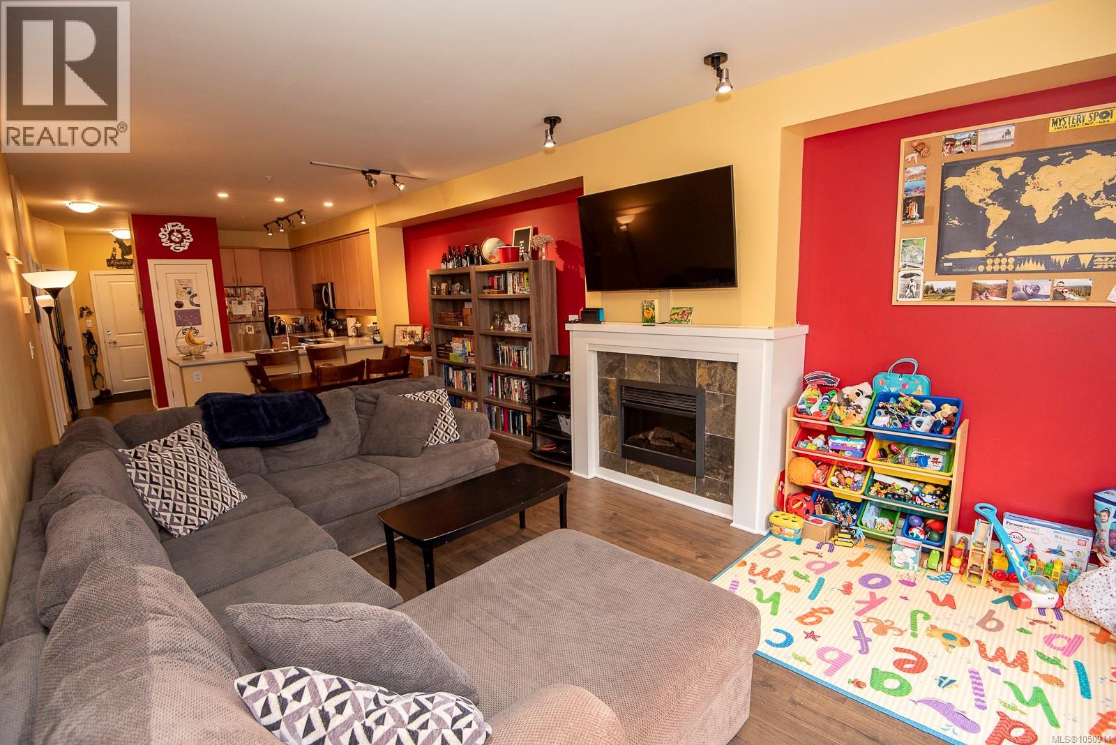 #302D 1115 Craigflower Rd - 7