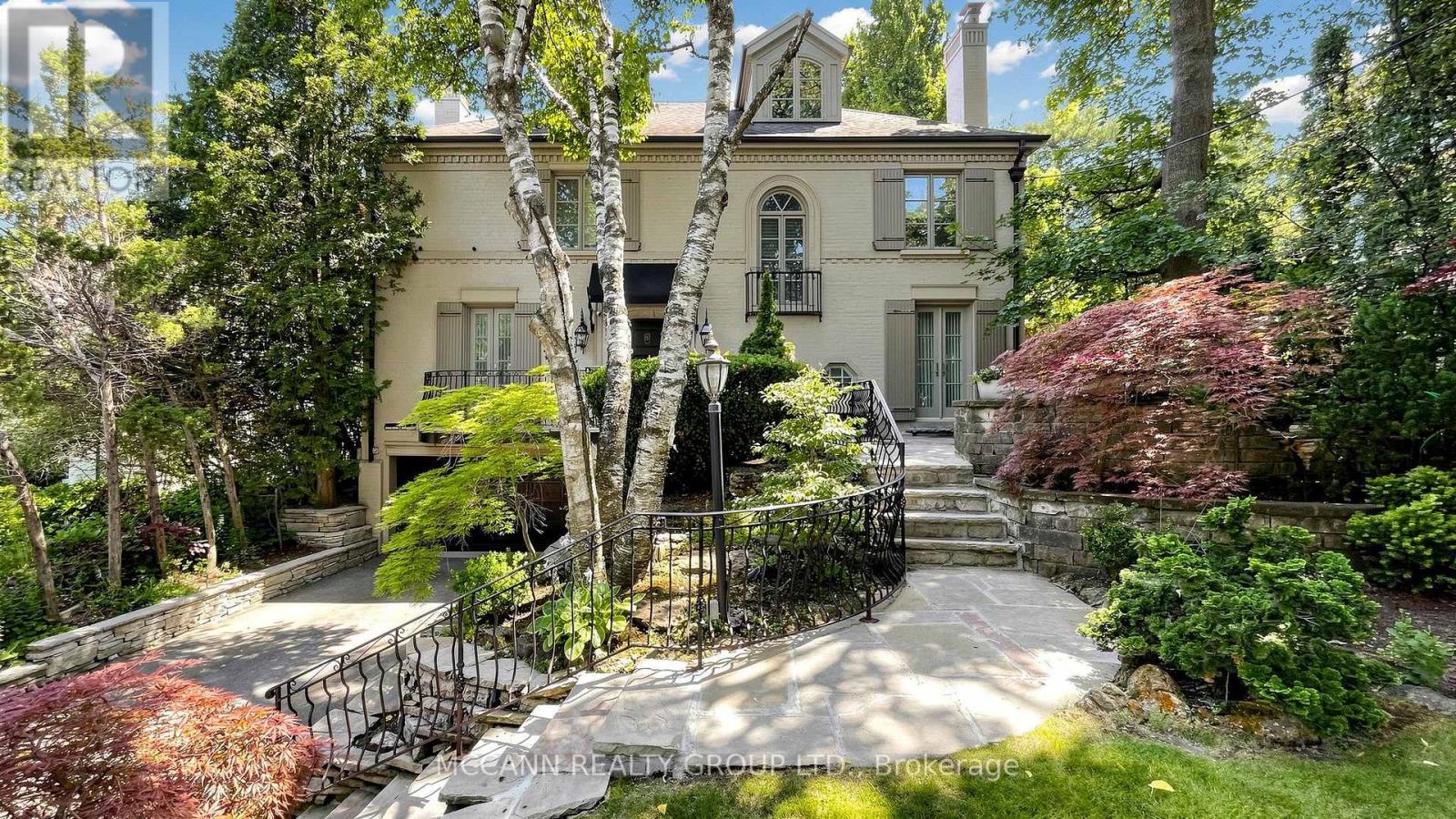 27 STRATHGOWAN CRESCENT - 2
