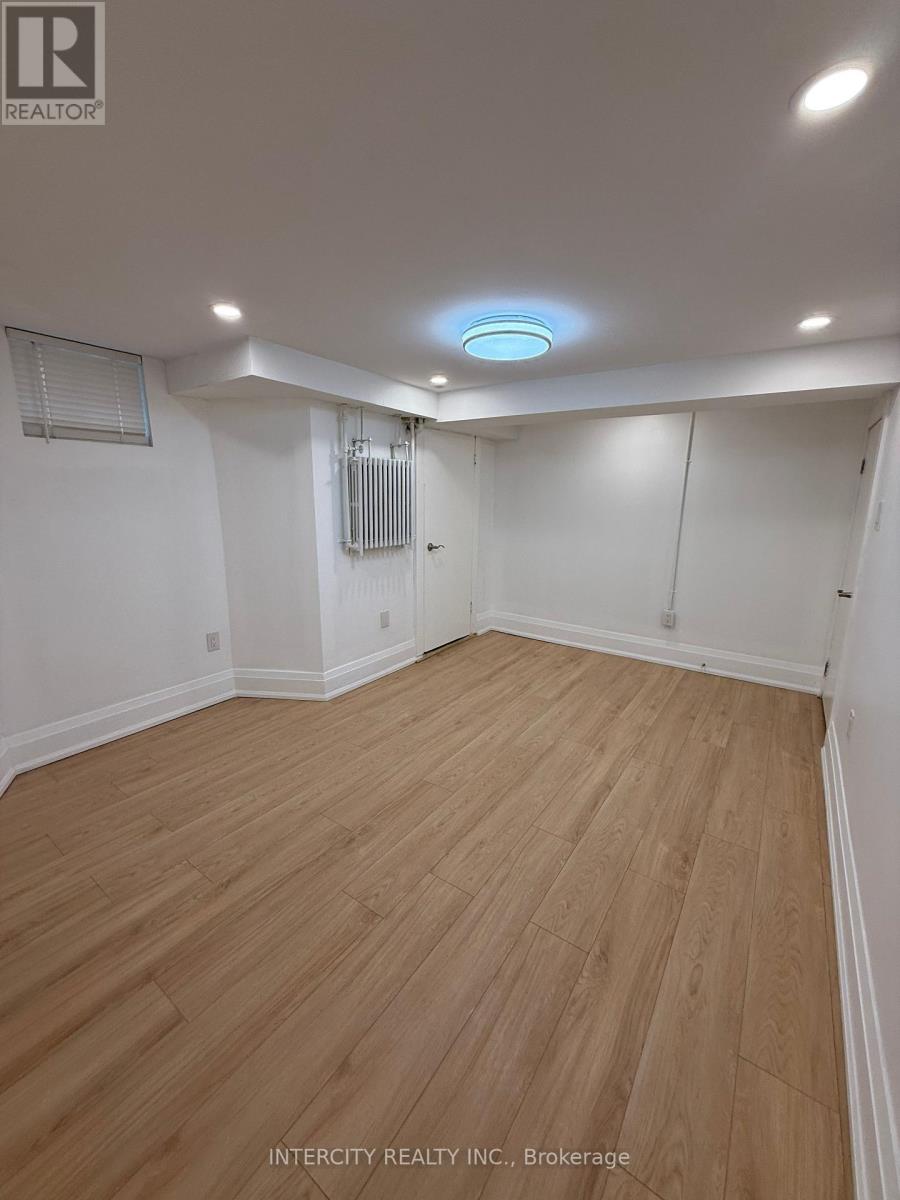BASEMENT - 380 CLINTON STREET, Toronto (Annex) — photo 5