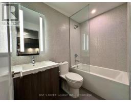 2811 - 575 Bloor Street E, Toronto, ON M4W0B2 Photo 9
