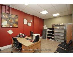 Main - 819 Pape Avenue, Toronto, ON M4K3V1 Photo 12