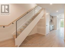 301 - 778 Queen Street E, Toronto, ON M4M1H4 Photo 7