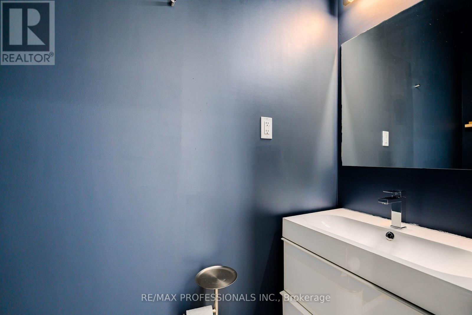 777 EASTERN AVENUE - Image 32