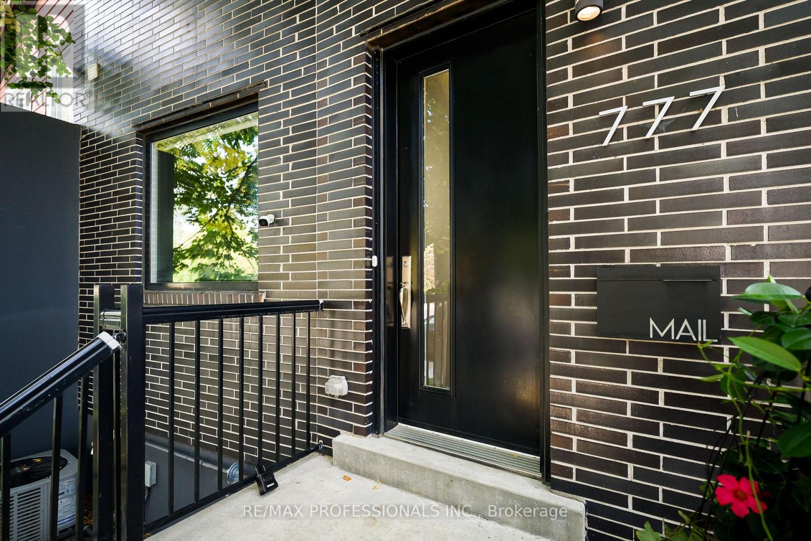 777 EASTERN AVENUE - Image 43