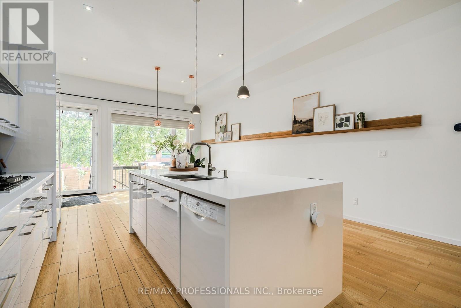 777 EASTERN AVENUE, Toronto (South Riverdale) — photo 9