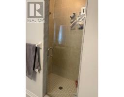Family room - 226 Kenneth Cole Drive, Clarington, ON L1C0P3 Photo 6