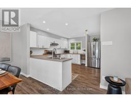121 North Deer Lake Road, Huntsville, ON P0B1L0 Photo 12