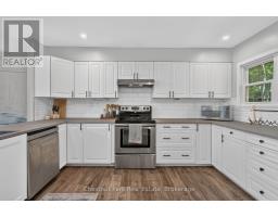 121 North Deer Lake Road, Huntsville, ON P0B1L0 Photo 14