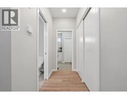 409 Devonia Way W - photo 14