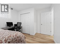 409 Devonia Way W - photo 40