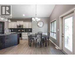 4pc Bathroom - 32 Hamptons Crescent Se, Medicine Hat, AB T1B0N7 Photo 11