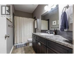 32 Hamptons Crescent Se, Medicine Hat, AB T1B0N7 Photo 20