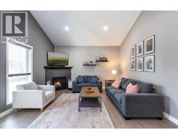 Bedroom - 32 Hamptons Crescent Se, Medicine Hat, AB T1B0N7 Photo 13
