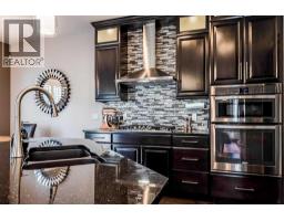 5pc Bathroom - 8 Hamptons Crescent Se, Medicine Hat, AB T1B0N7 Photo 11