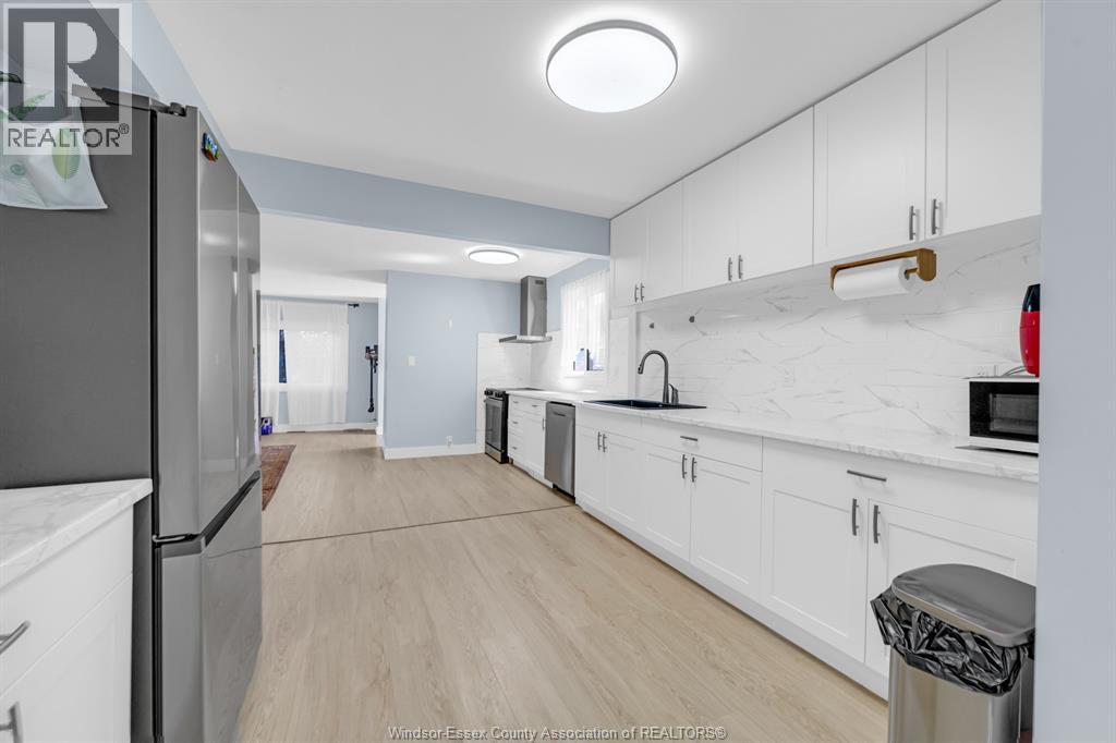 3660 ROXBOROUGH - 11