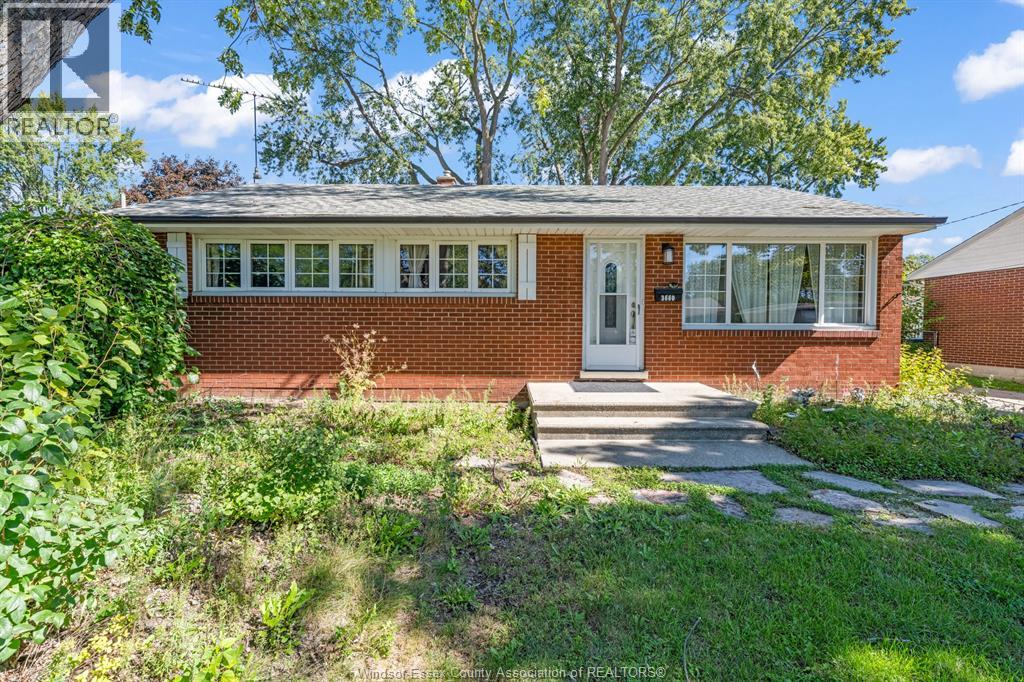 3660 ROXBOROUGH - 3
