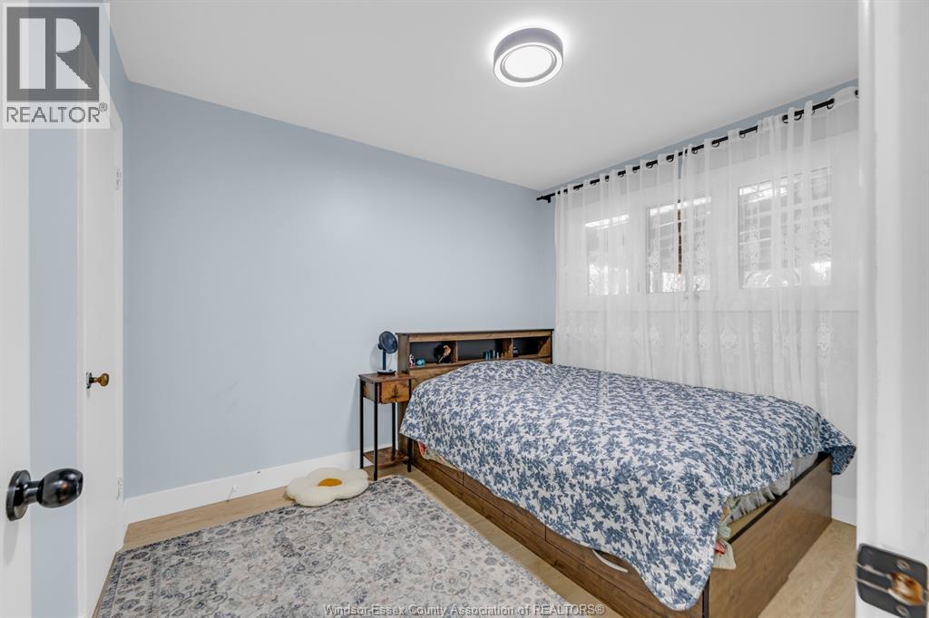 3660 ROXBOROUGH - Image 23