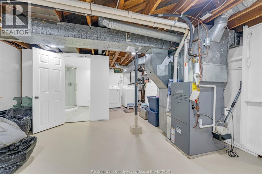 3660 ROXBOROUGH - Image 32