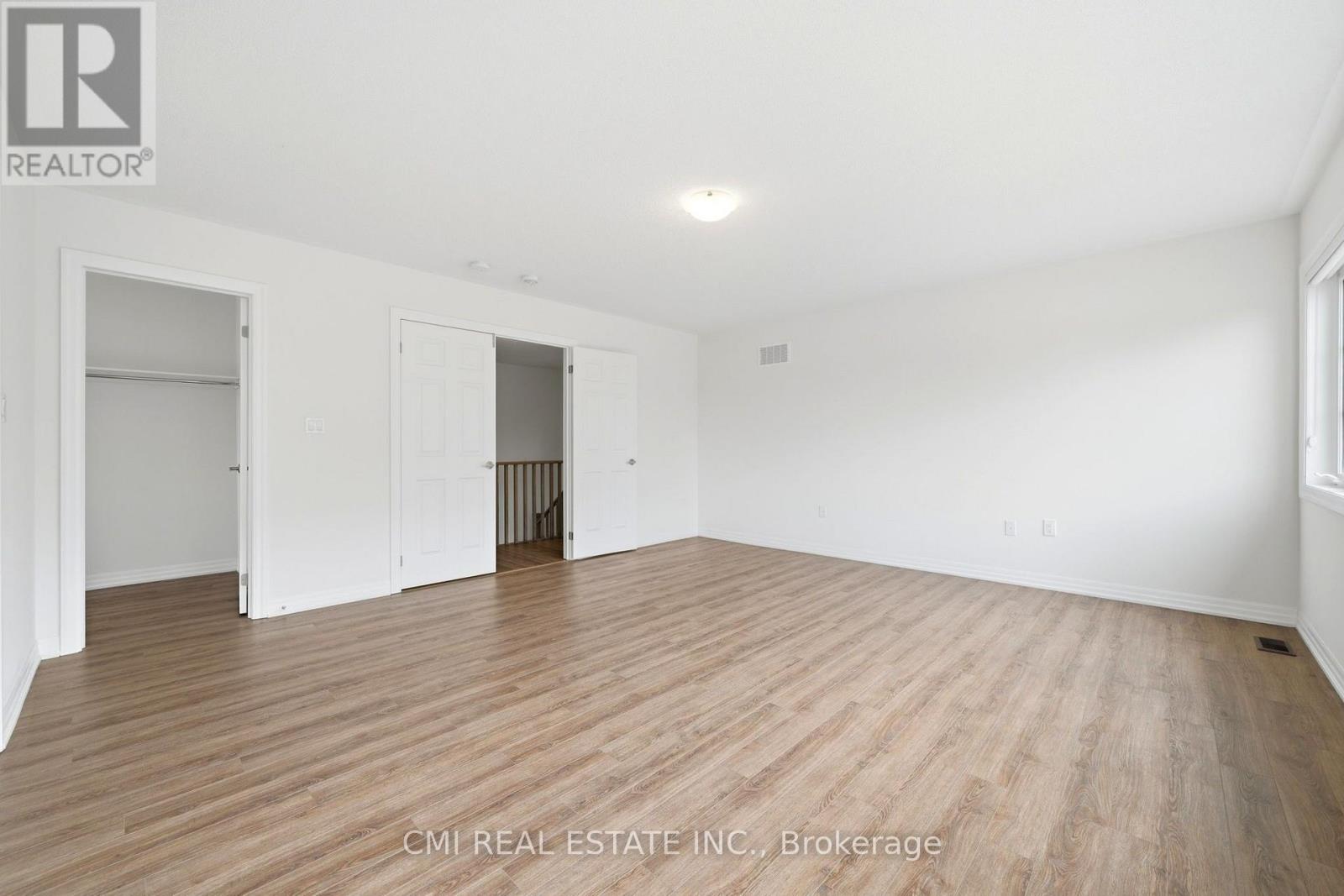 2 GEORGE ELLIS DRIVE - 29