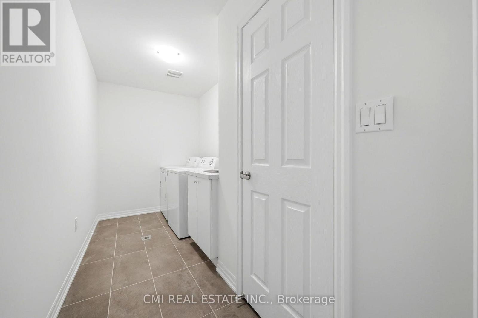 2 GEORGE ELLIS DRIVE - 45