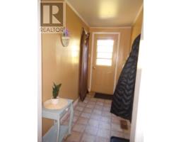 28 Poplar Road thumbnail 11