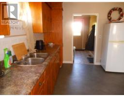 28 Poplar Road thumbnail 6