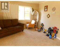 28 Poplar Road thumbnail 9